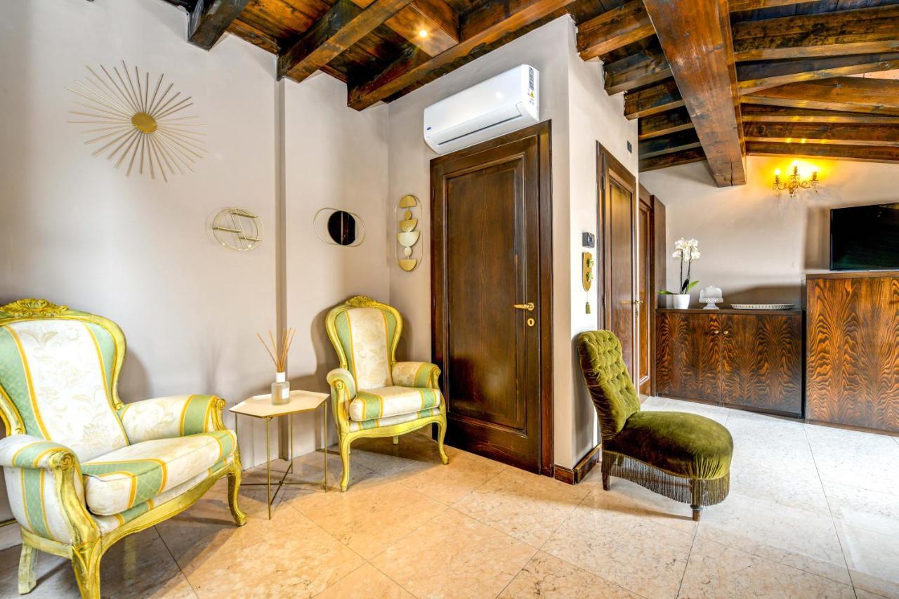 Prestige Suite Sirmione Eksteriør bilde